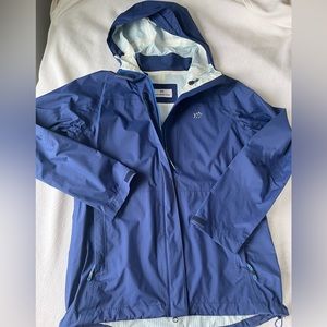 Southern tide rain jacket, size S/M